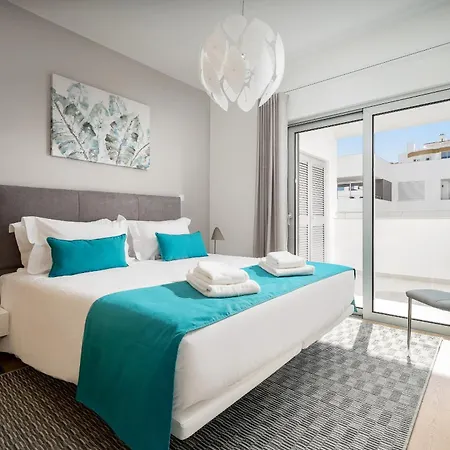 Appartement Town Centre 2 *
